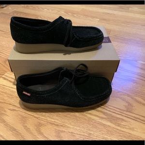 Black Clarks